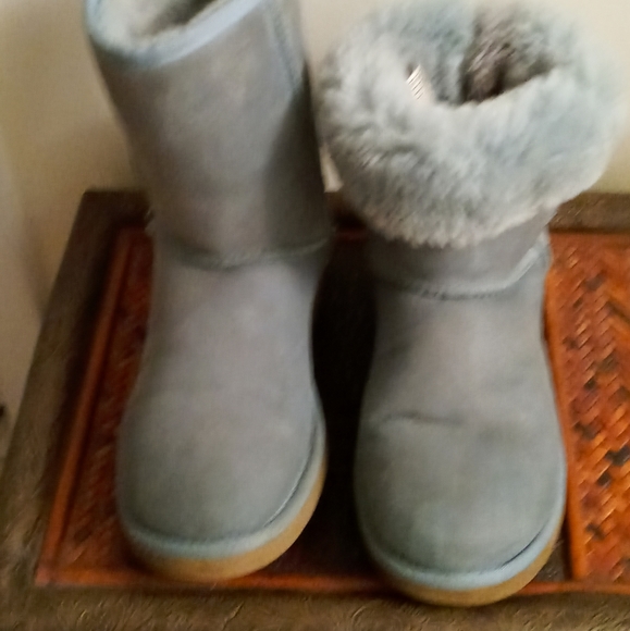 Ugg Boots - Picture 6 of 6